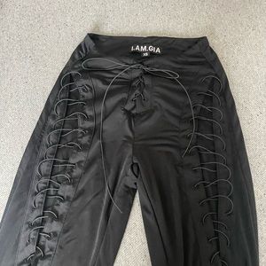 IAMGIA pants
